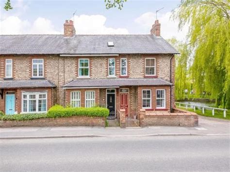hotels near haxby
